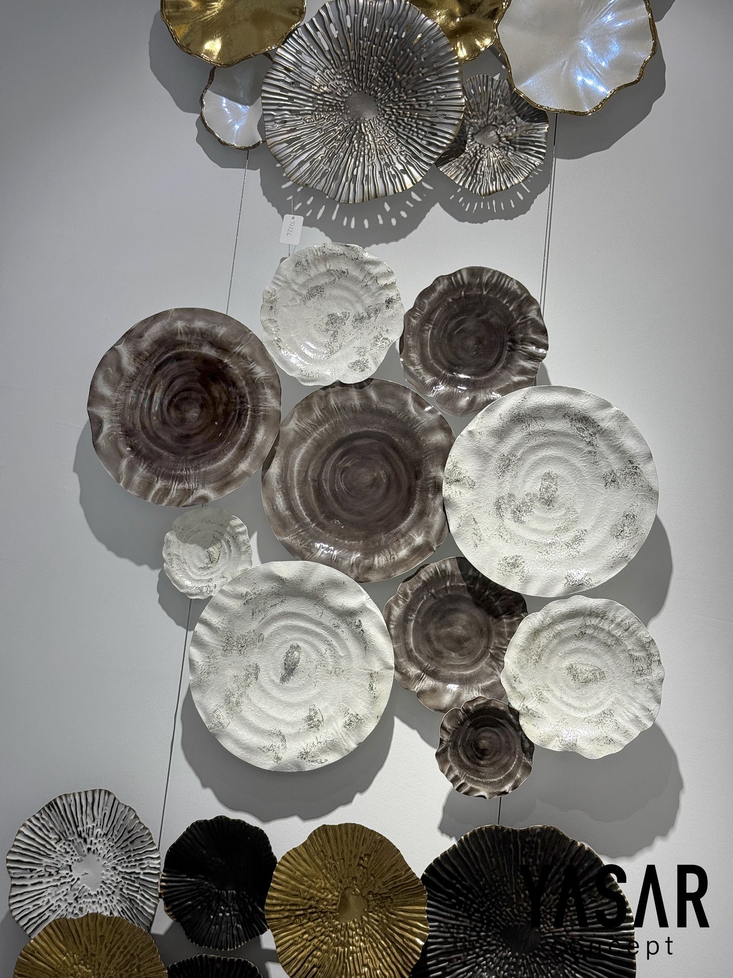 Velmira Metal Duvar Panosu Tablosu