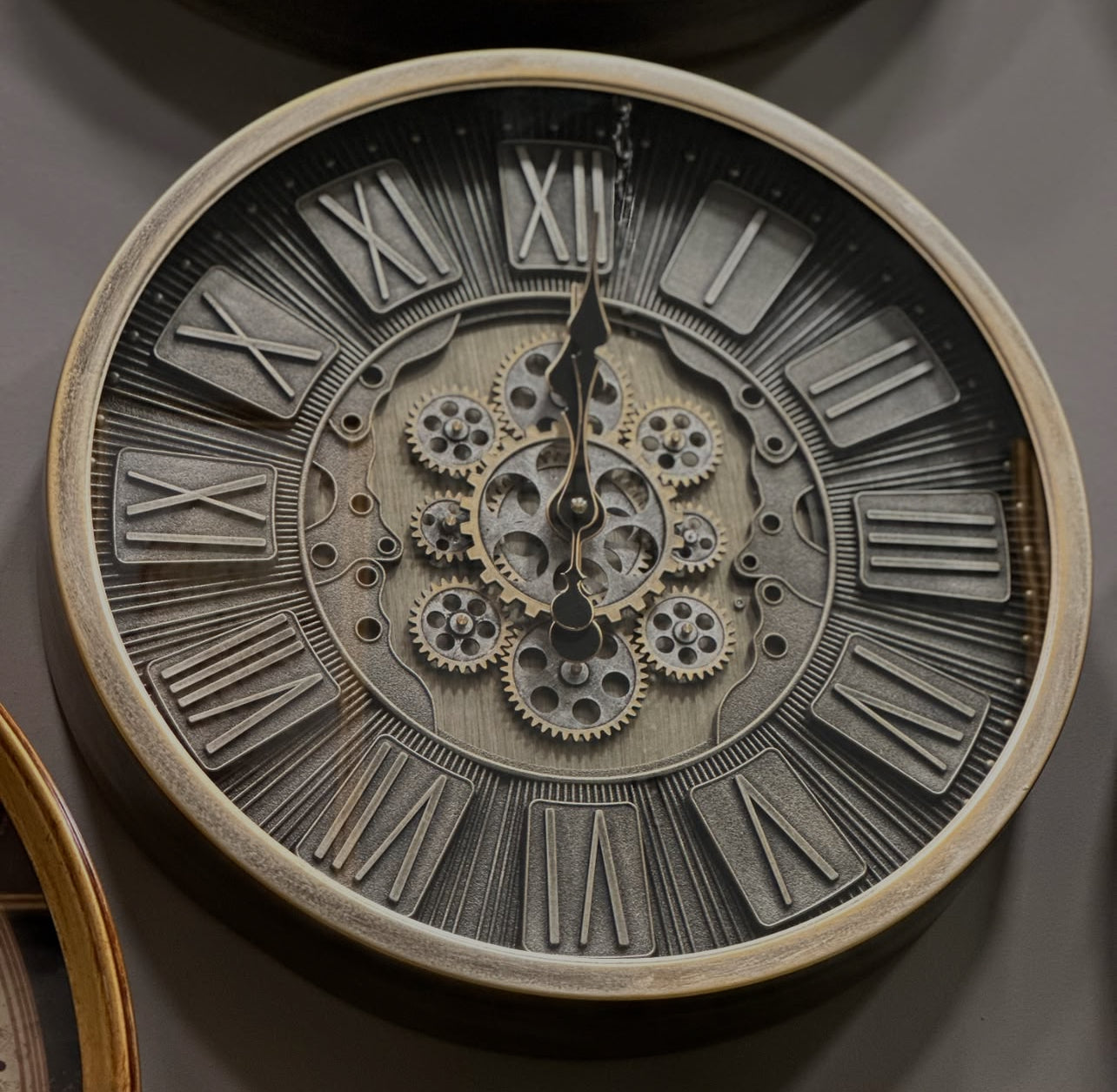 Clokar Metal Çarklı Duvar Saati 60 Cm