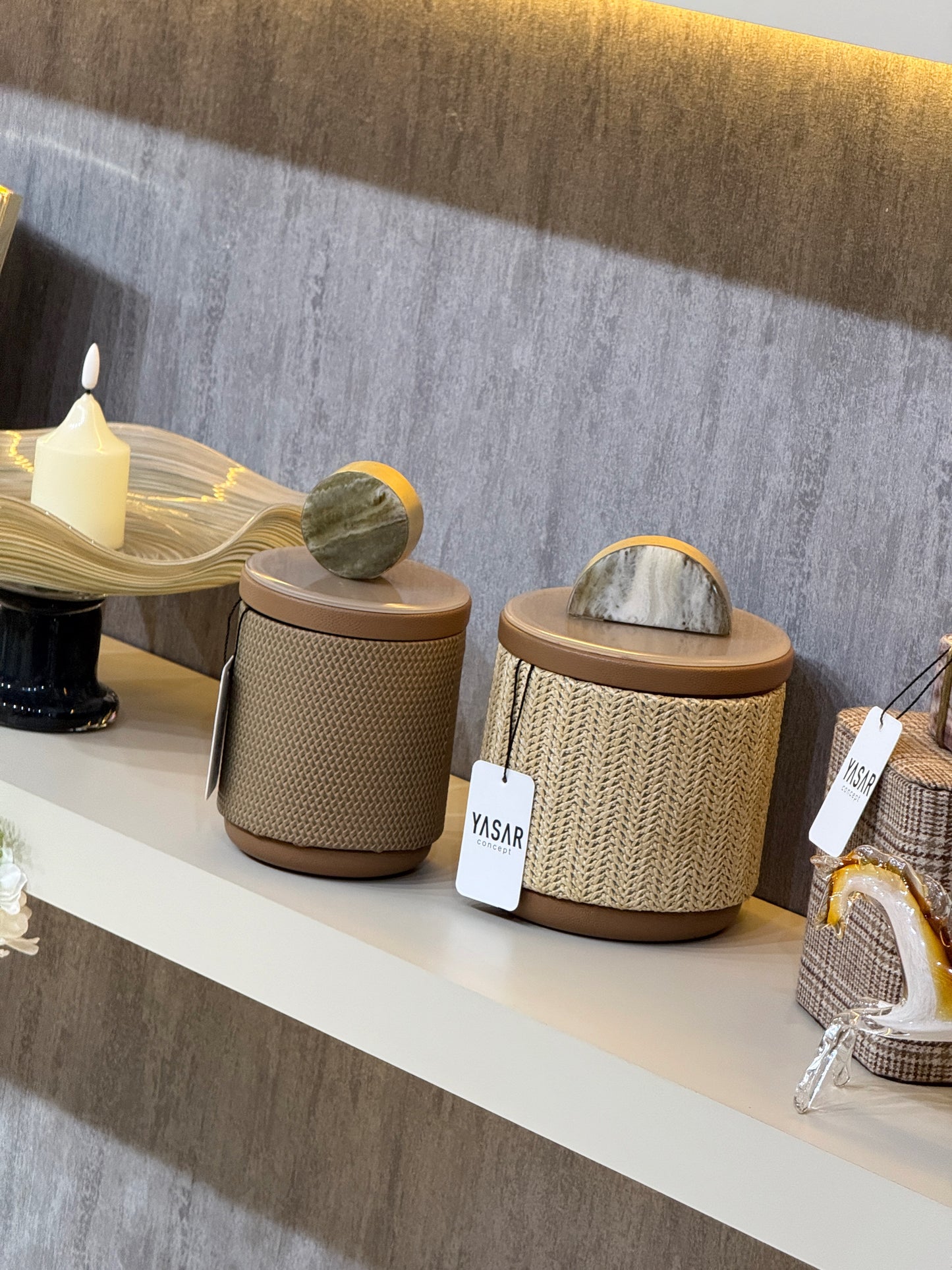 Regalia Dekoratif Kutu 15x19 Cm