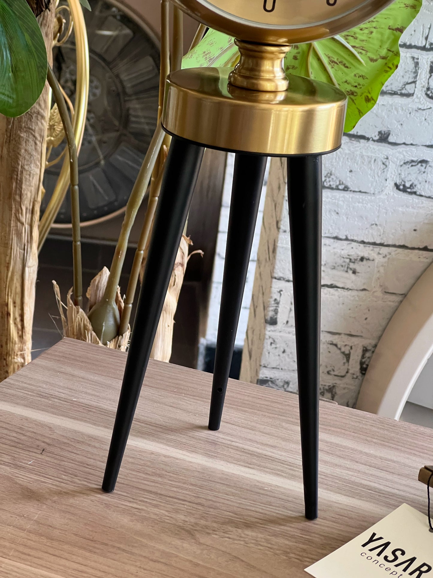 Luxious Tripod Metal Masa Saati 18x48 Cm