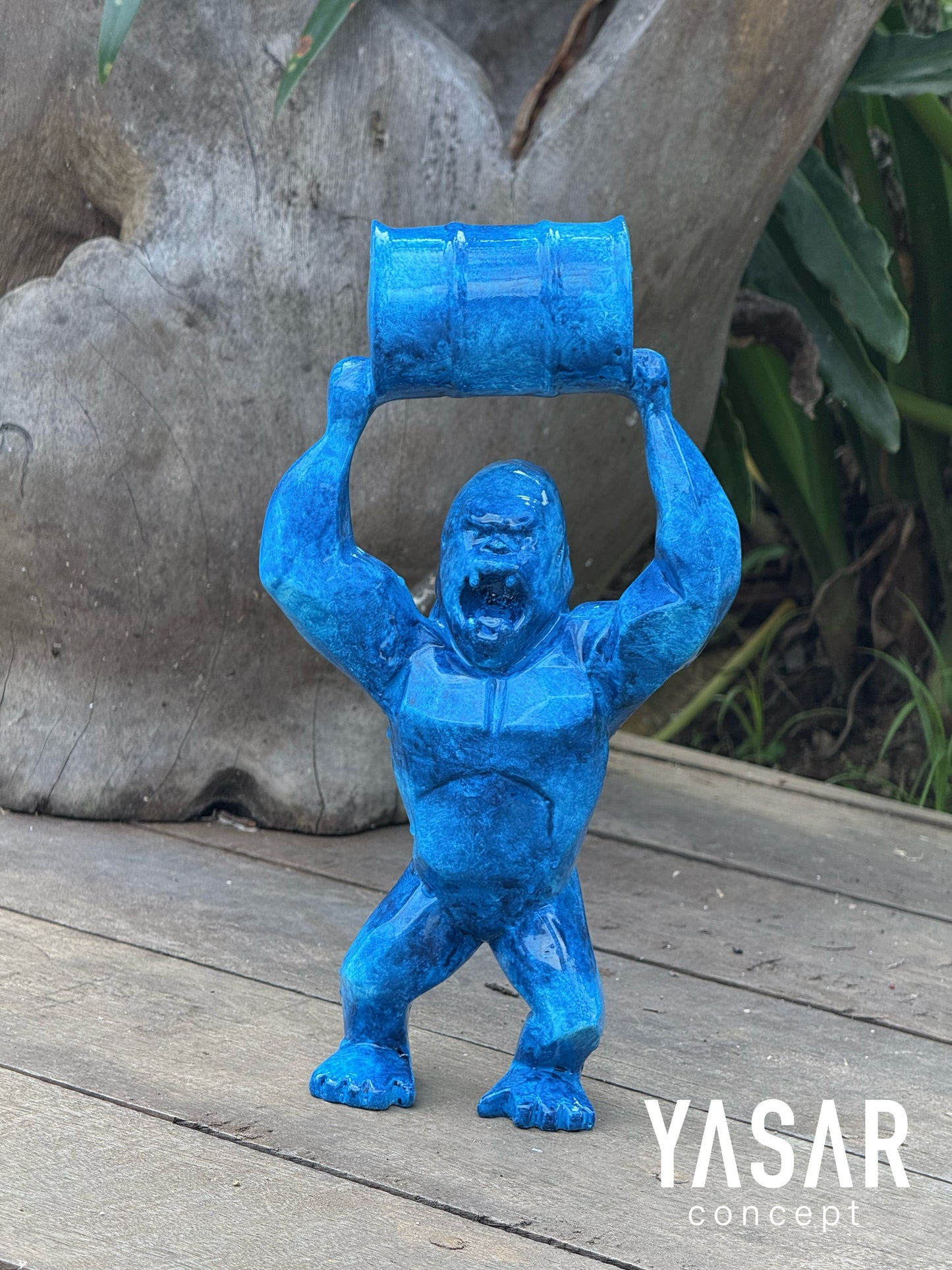 Wild Kong Oil Heykel Marble Mavi