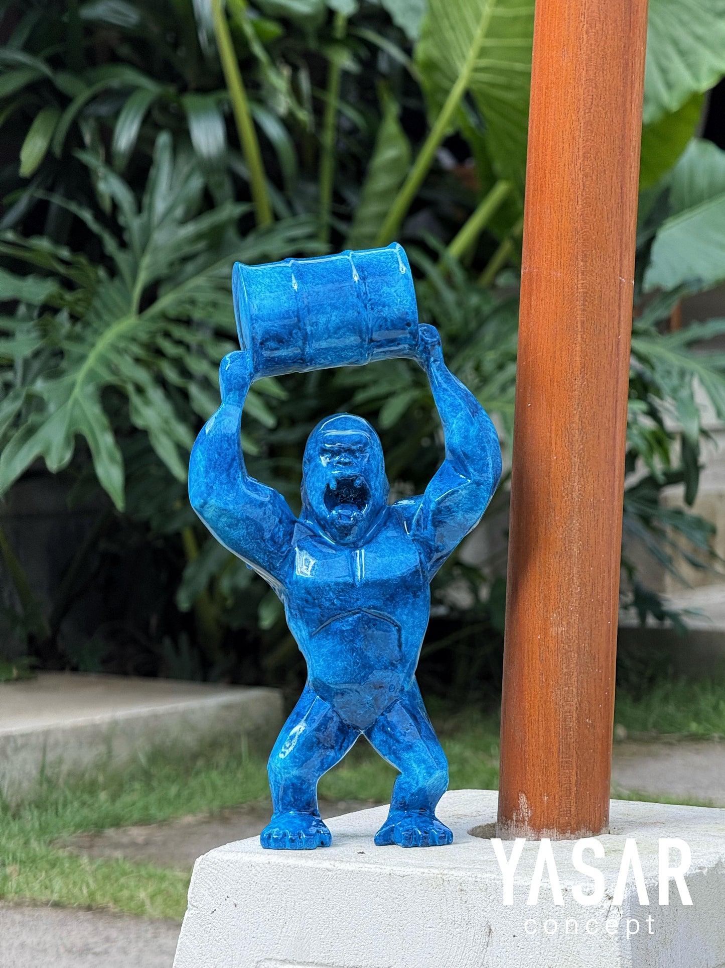 Wild Kong Oil Heykel Marble Mavi