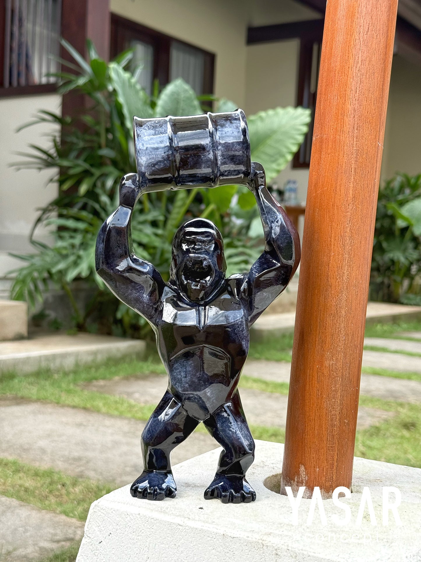 Wild Kong Oil Heykel Marble Siyah