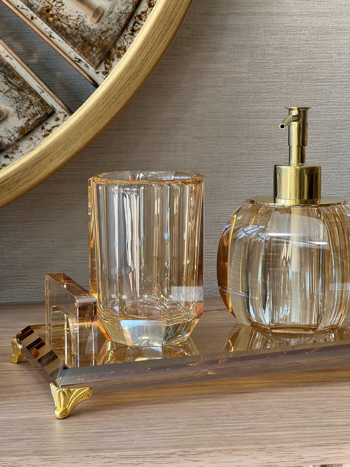 Lucerra Kristal Banyo Seti Amber