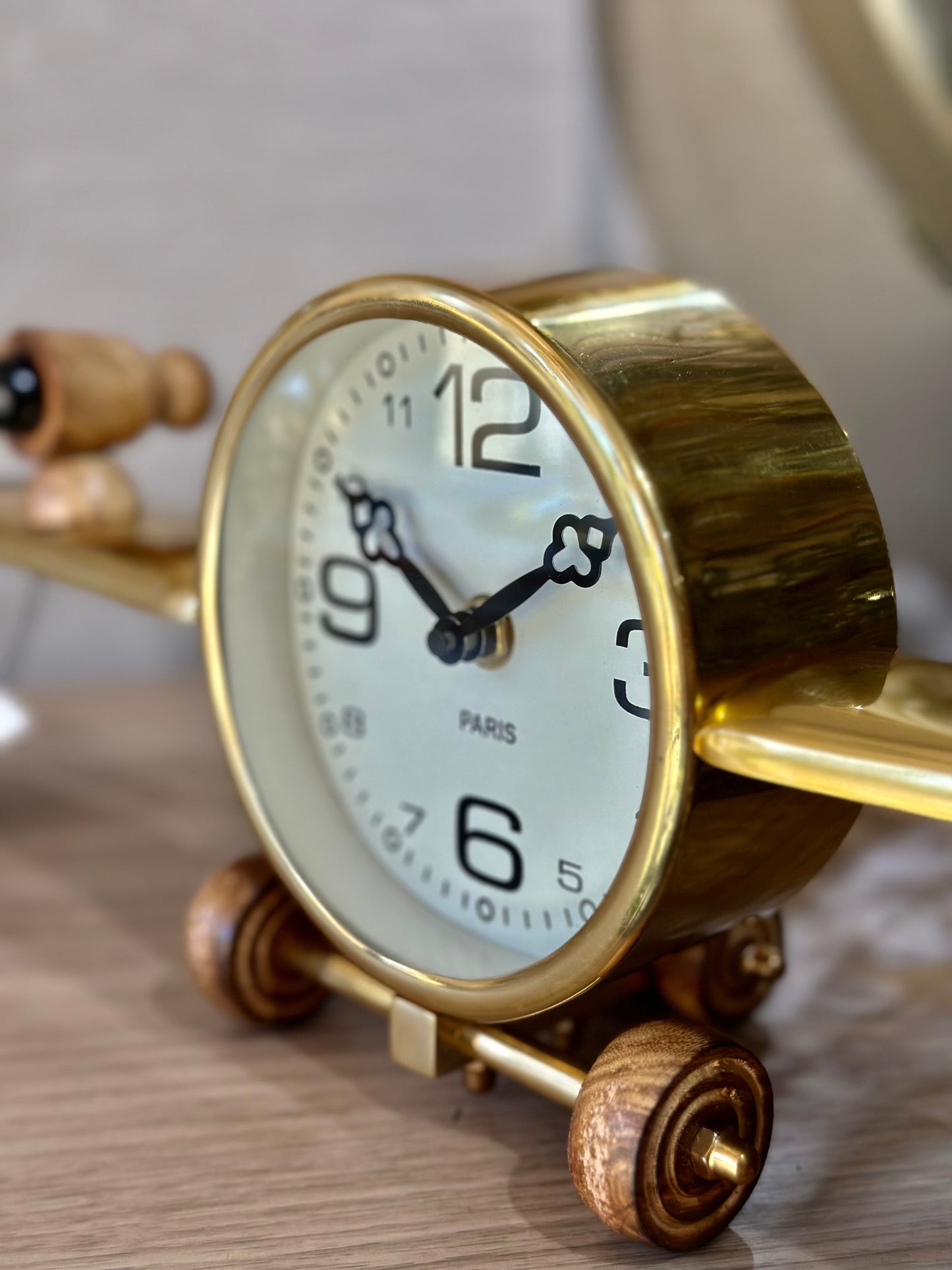 Avion Uçak Masa Saati