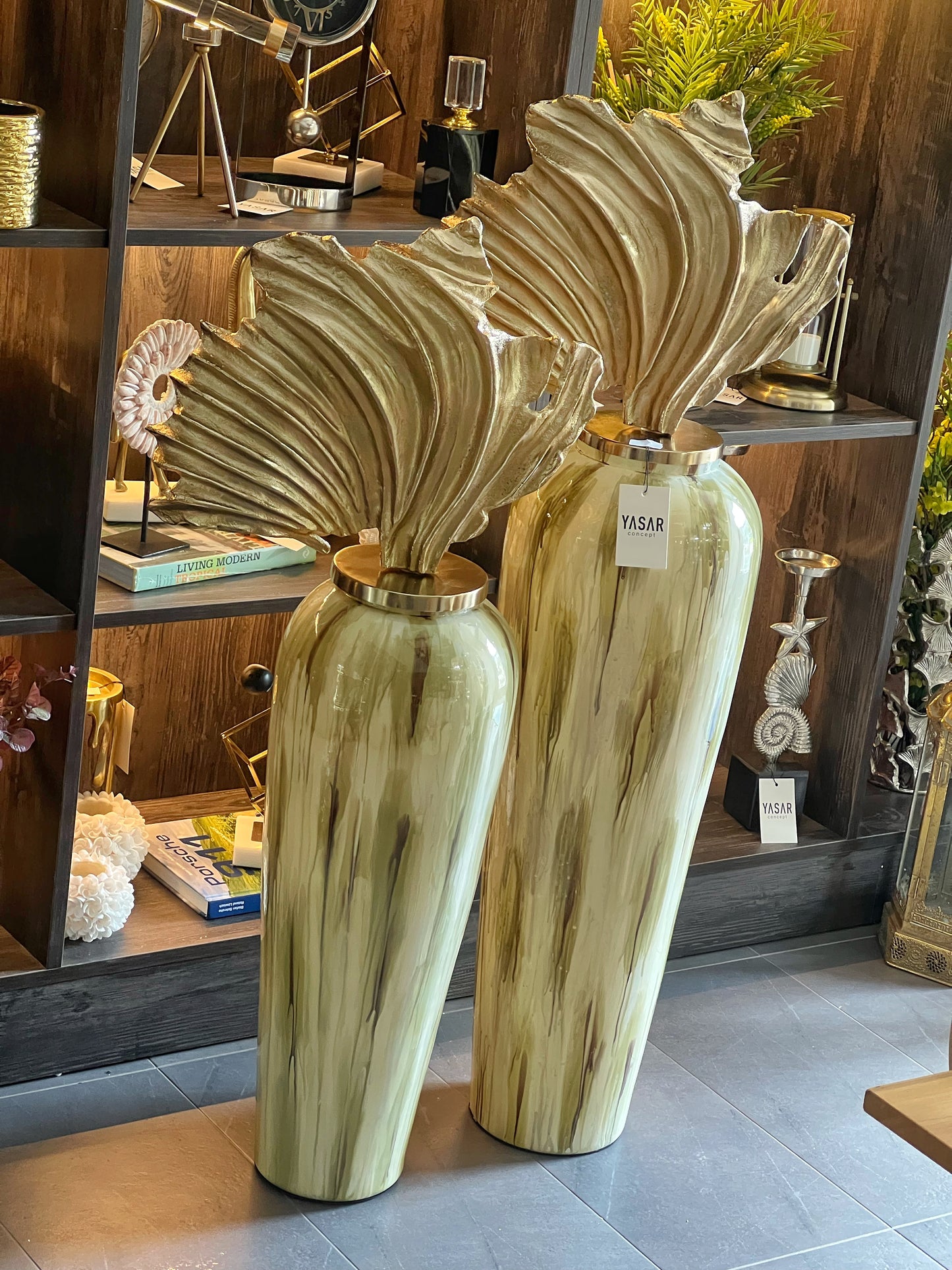 Vetrilux Yeşil Krem Dekoratif Kapaklı Mega Cam Vazo