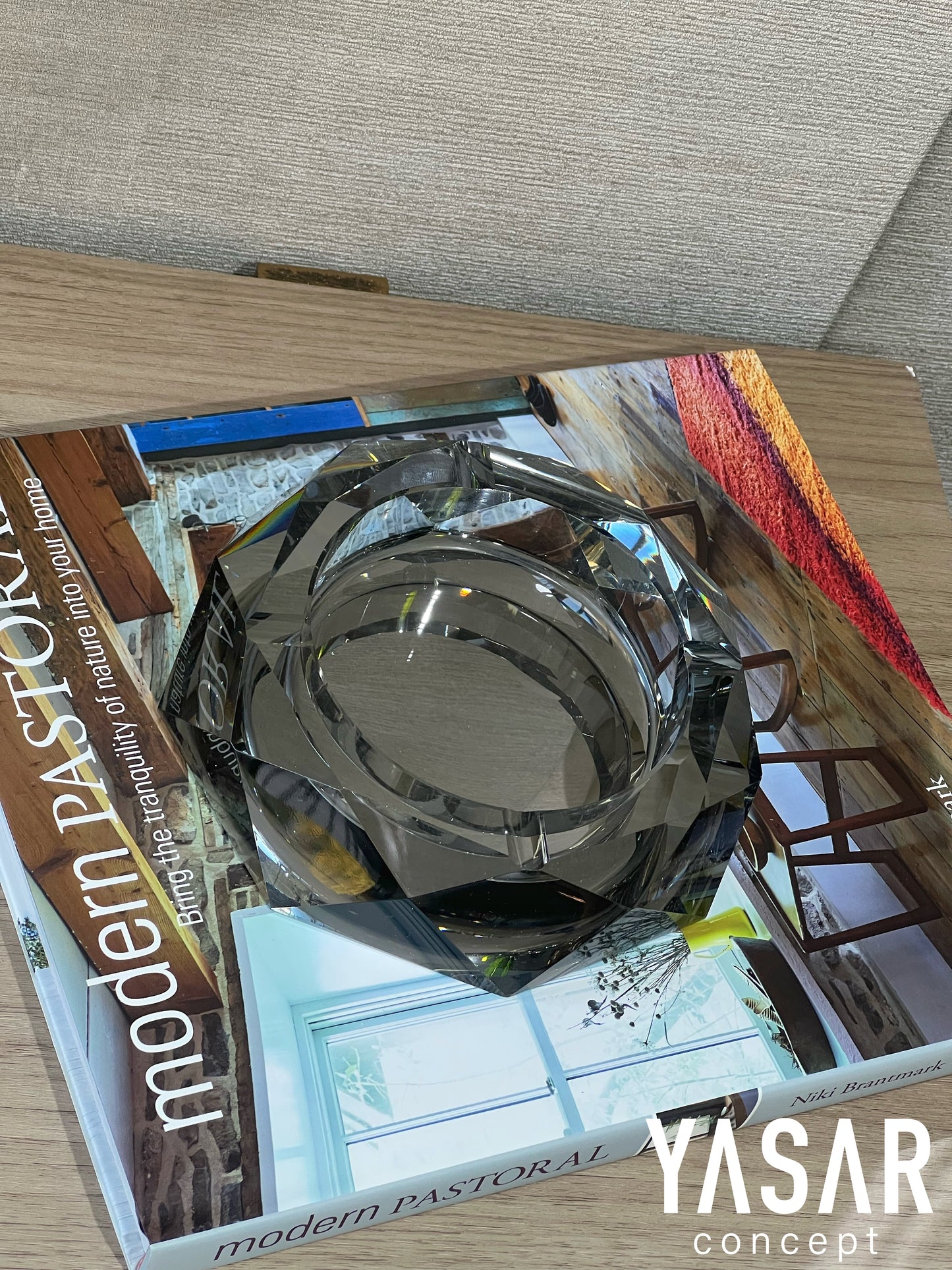 Mario Kristal Kül Tablası Küllük Füme