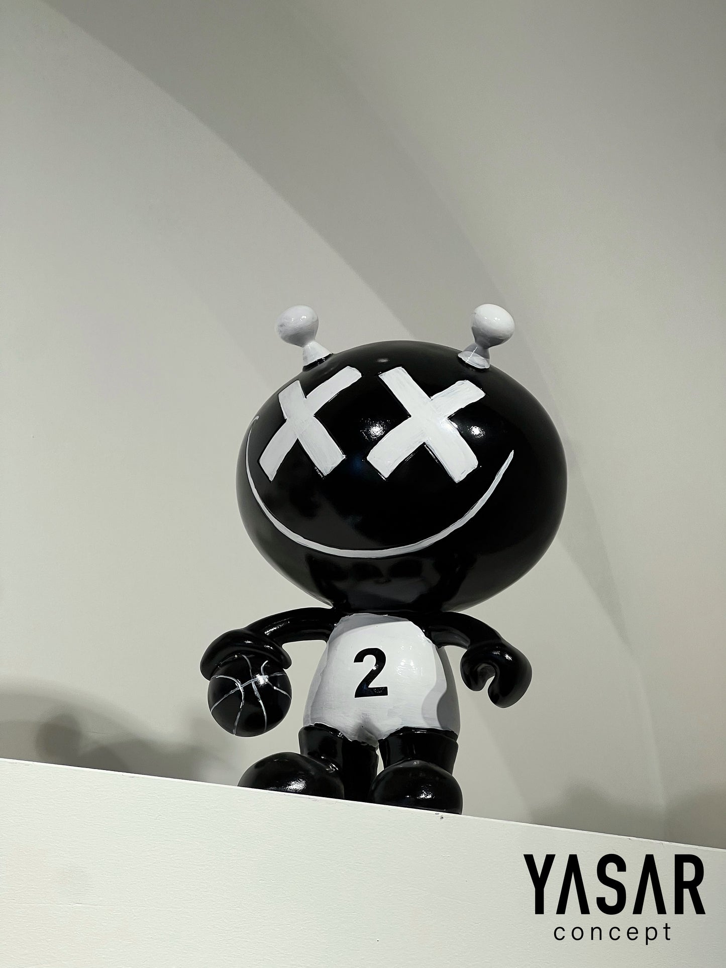 Smiley Face Dekoratif Heykel Siyah