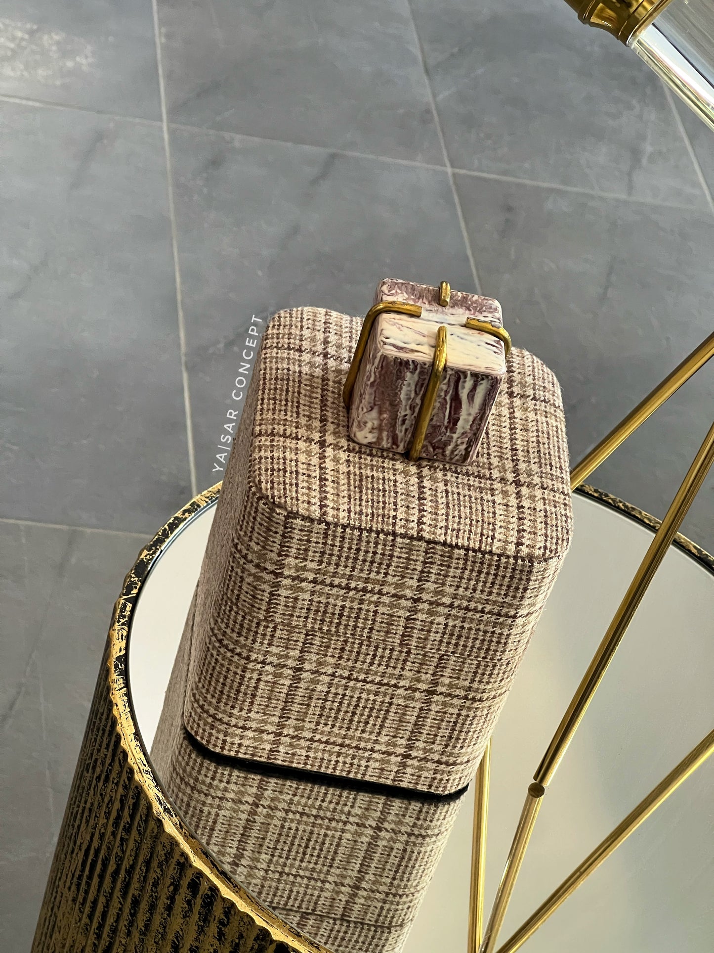 Ekose Kadife Kulplu Kutu