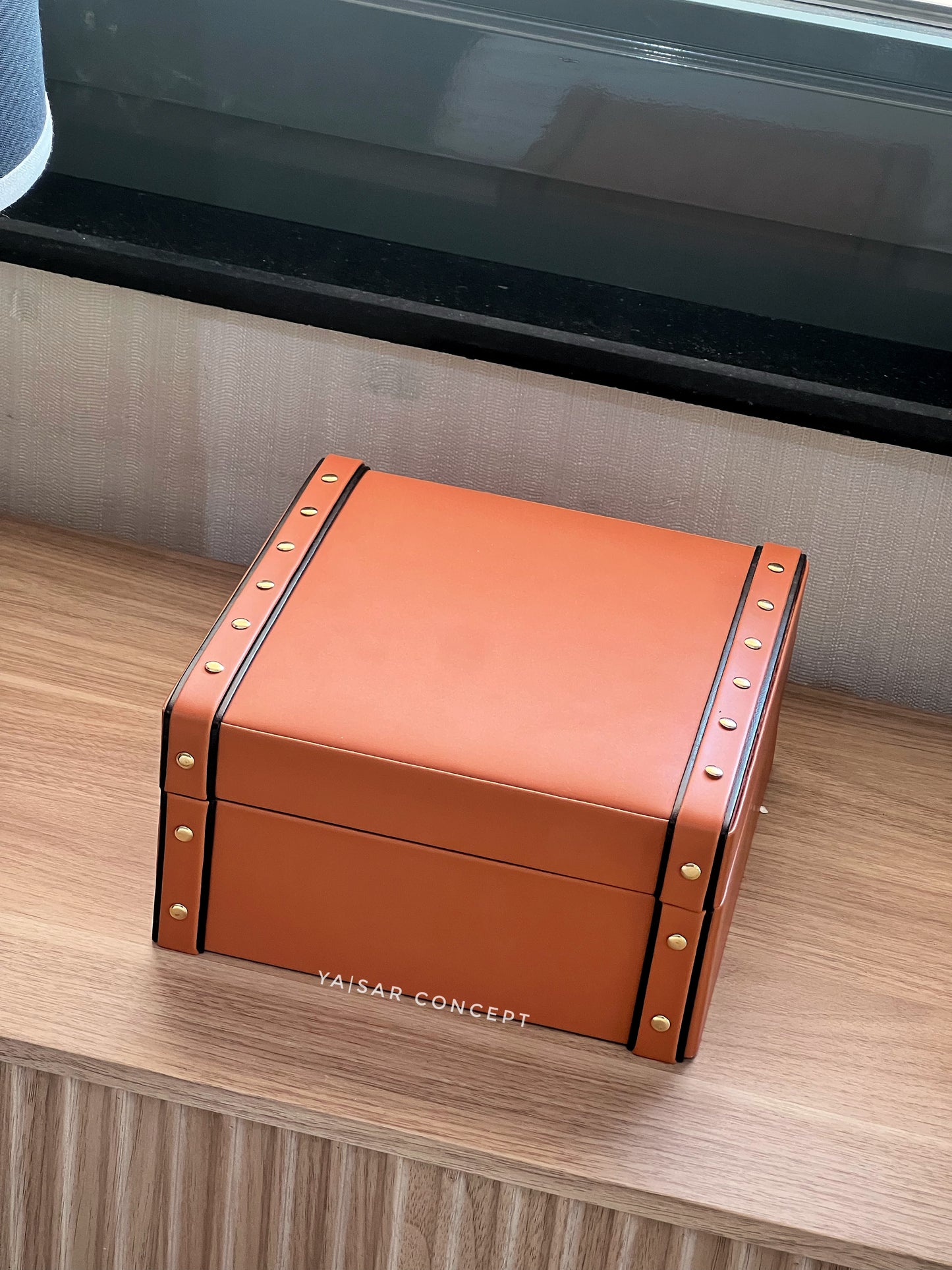 Basel Dekoratif Deri Kutu Taba