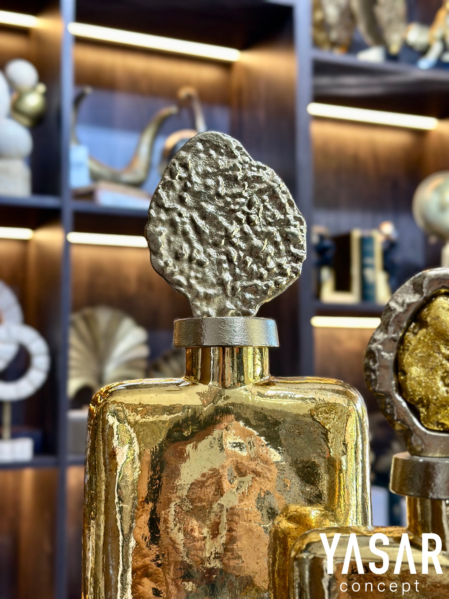 Antik Gold Kapaklı Cam Vazo Set