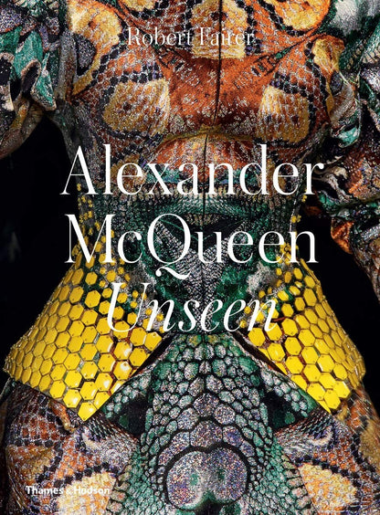 Alexander McQueen Unseen Book (Kitap)