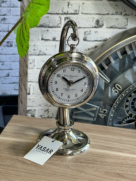 Castime Masa Saati Gümüş