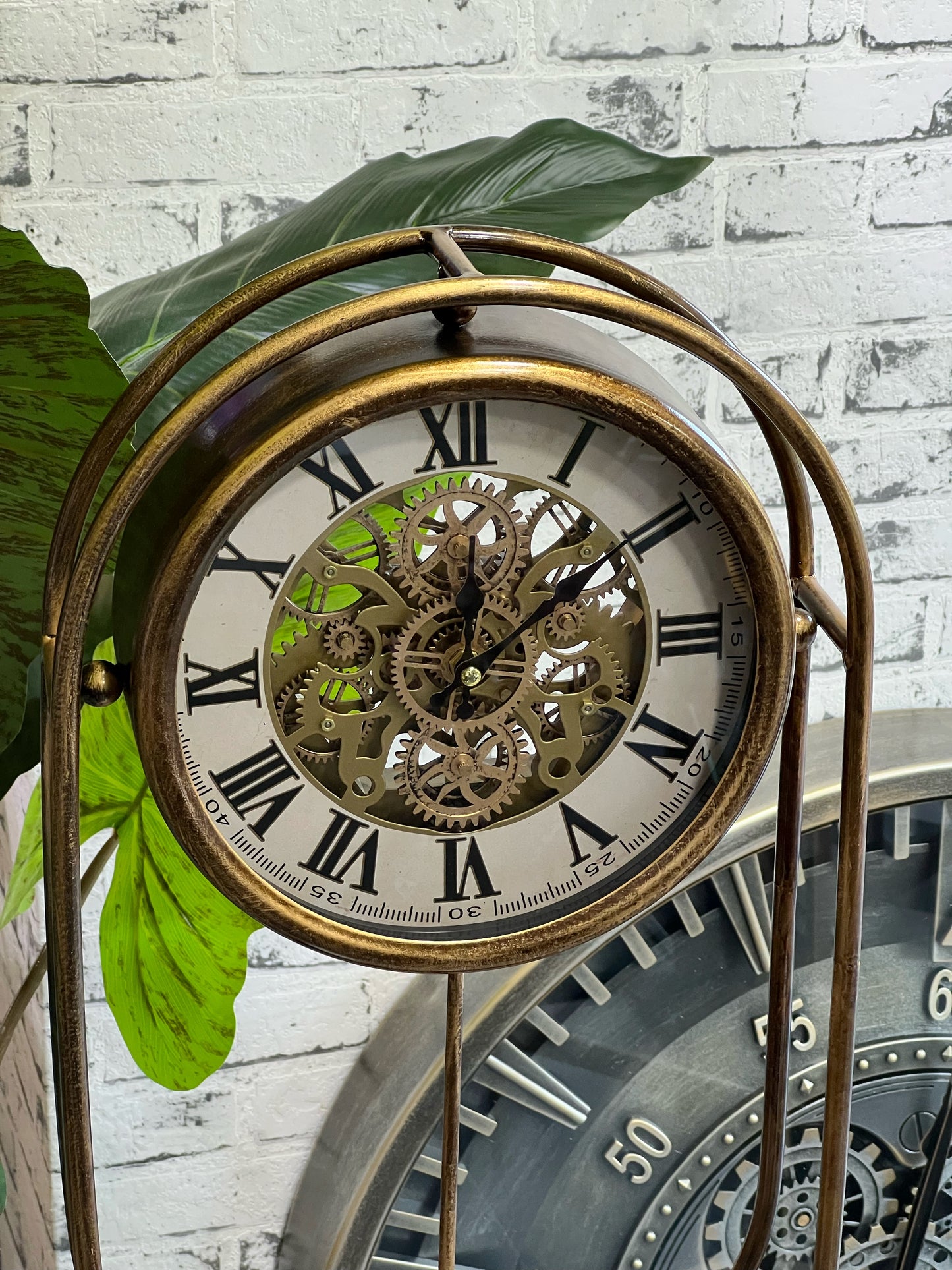 Horlium Metal Çarklı Masa Saati 28x58 Cm