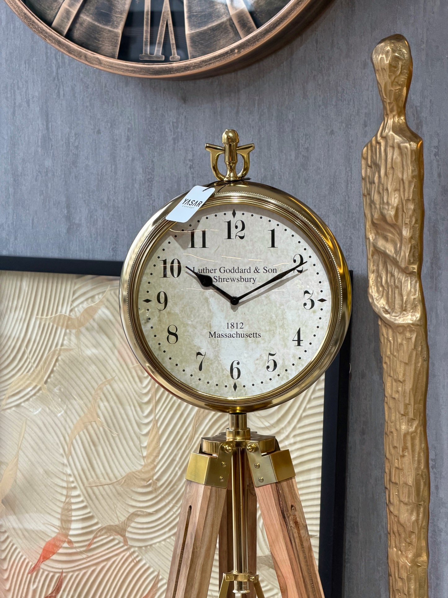 Heritage Metal Ahşap Ayaklı Tripod Saat