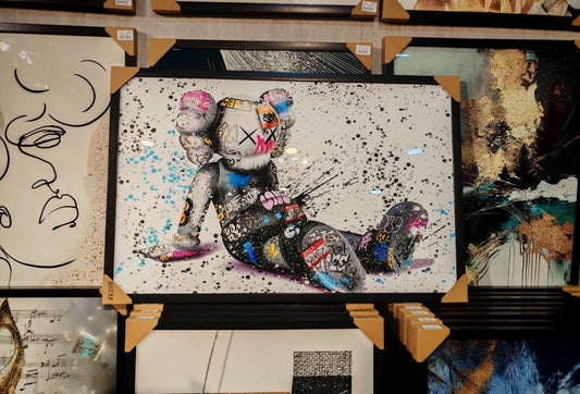 Pop Art Sitting Kaws Kristal Epoksi Taşlı Reçine Tablo