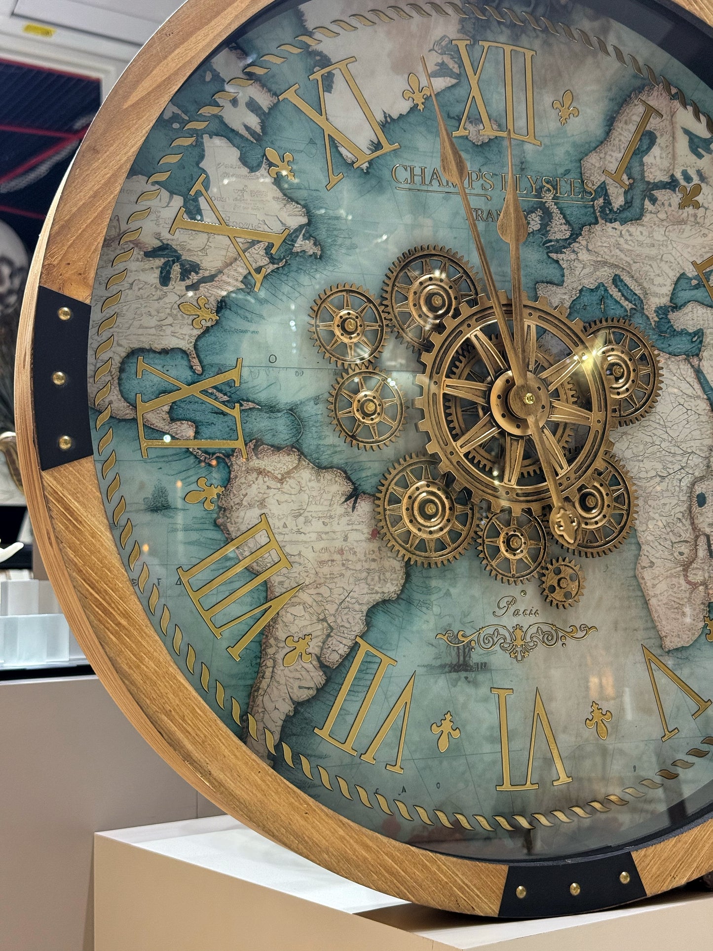 Terratime Dünya Haritalı Ahşap Çarklı Duvar Saati 60 Cm