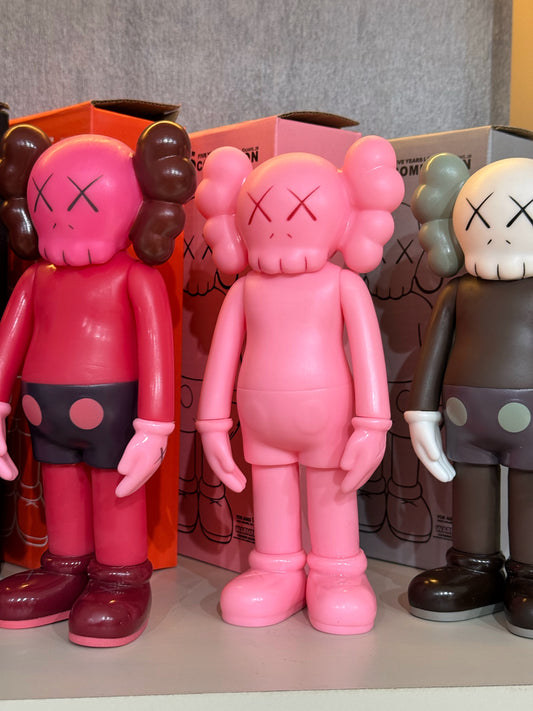 Mini Kaws 20 Cm Pembe
