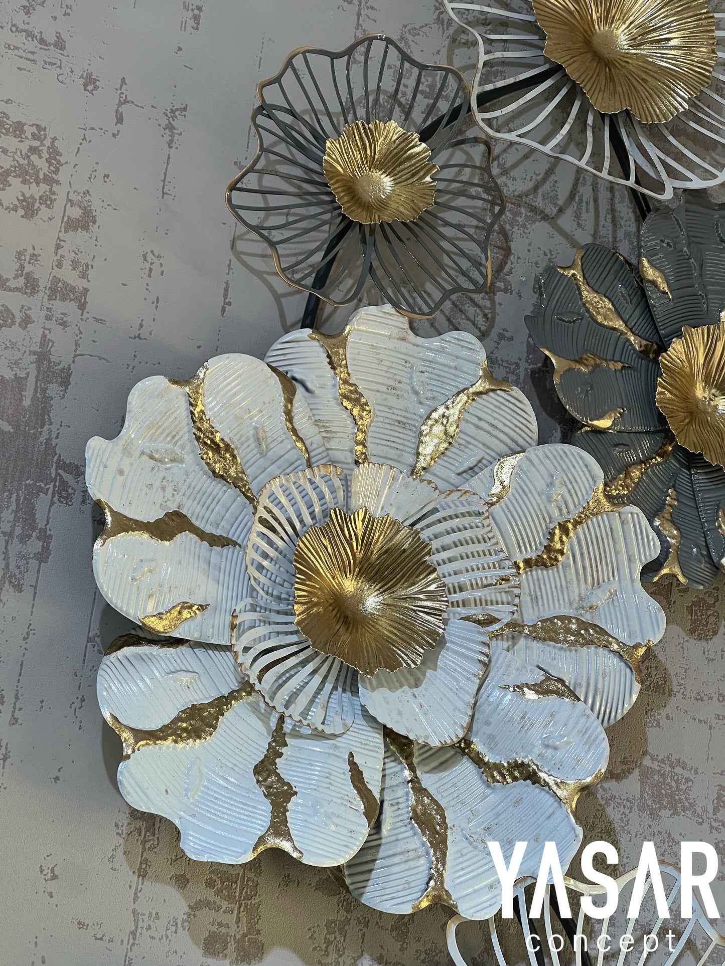 Flowe Metal Çiçekli Duvar Panosu