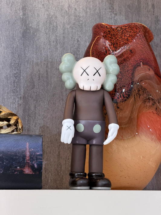 Mini Kaws 20 Cm Kahve
