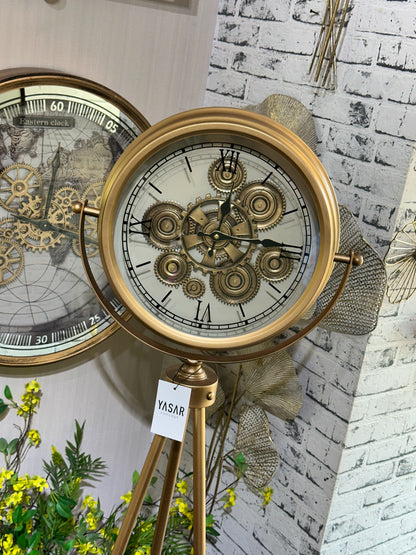 Retrovia Metal Çarklı Tripod Ayaklı Saat