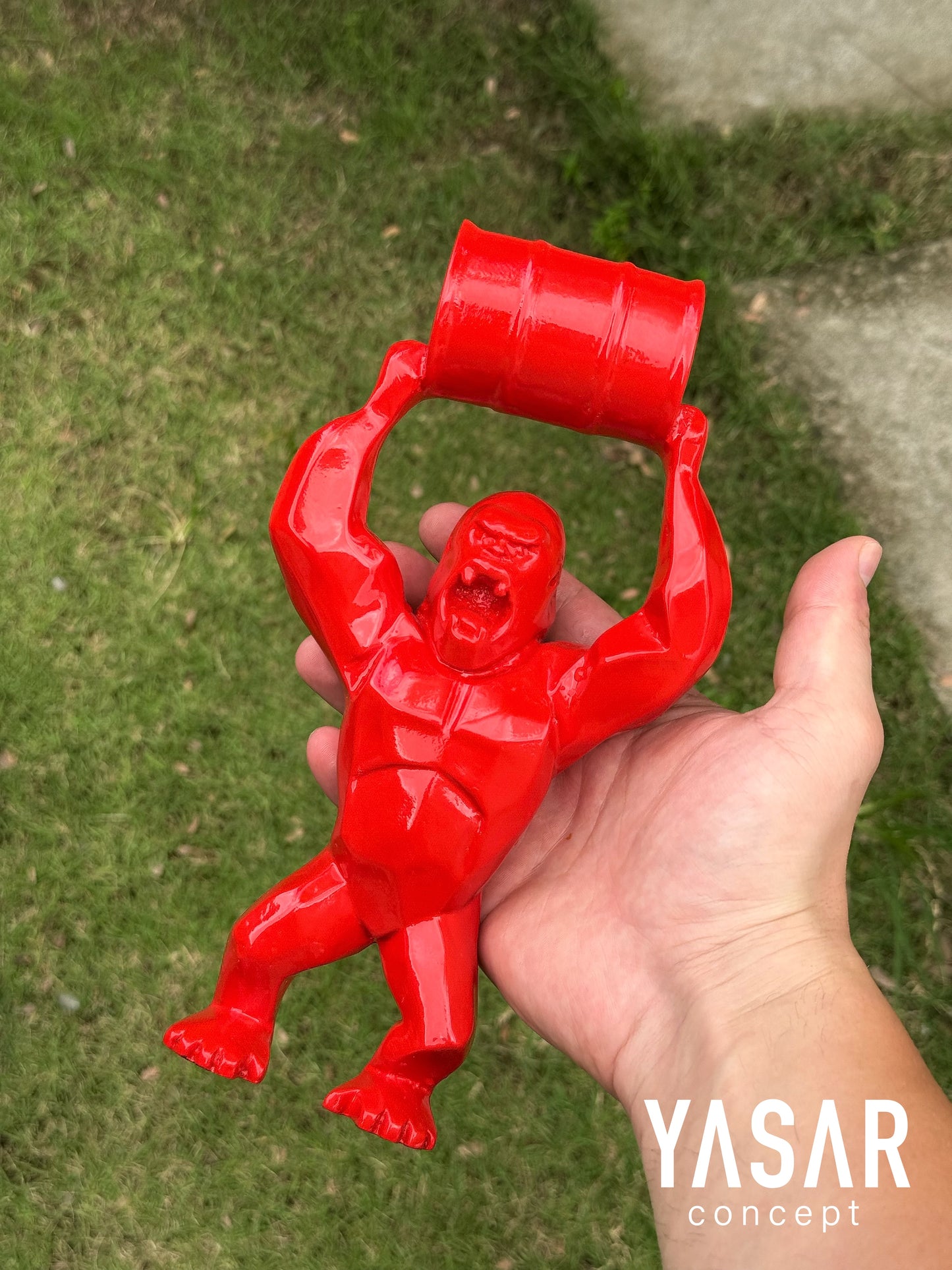 Wild Kong Oil Heykel Kırmızı