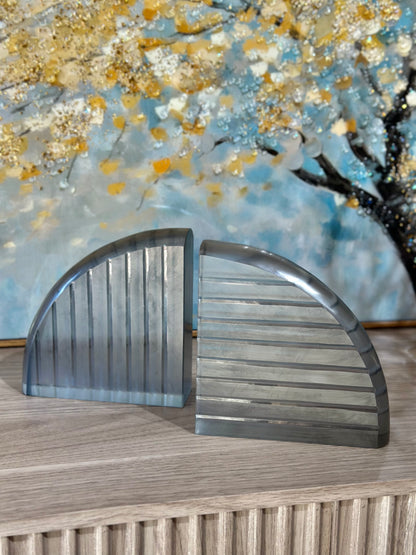 Frosted Kristal Kitap Tutucu