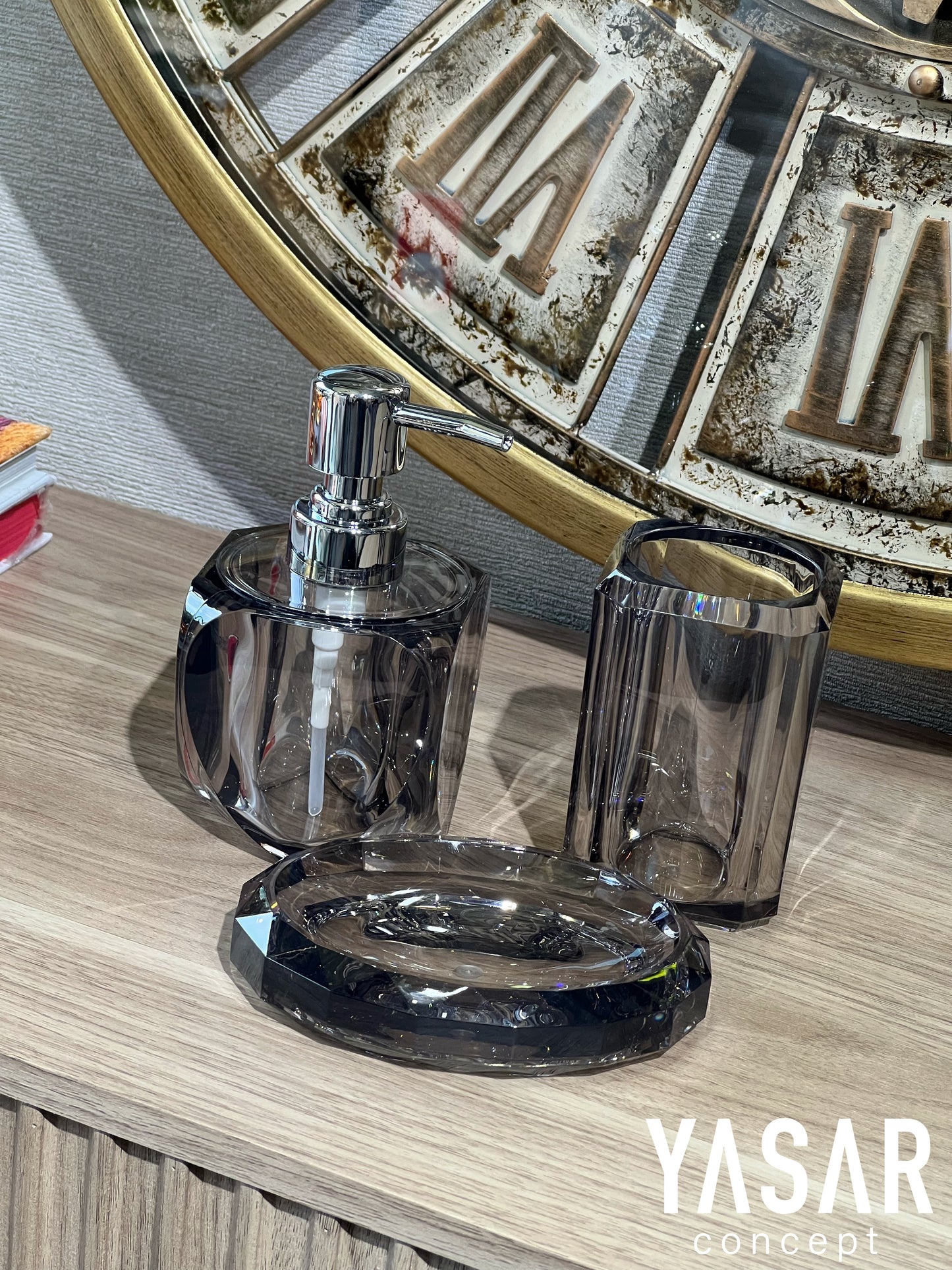 Opalyn Akrilik Banyo Seti Füme