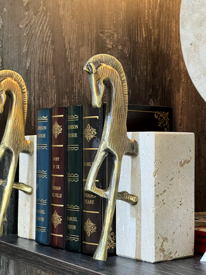 Cavallier Kitap Tutucu Traverten Mermer