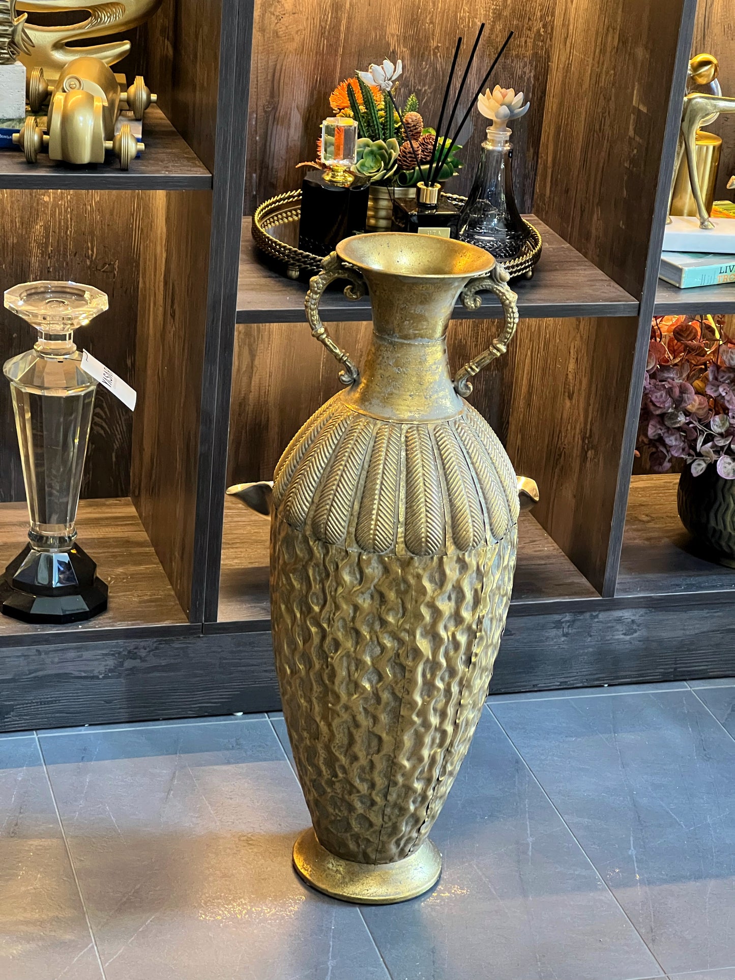 Aurave Metal Yer Vazosu 24x73 Cm