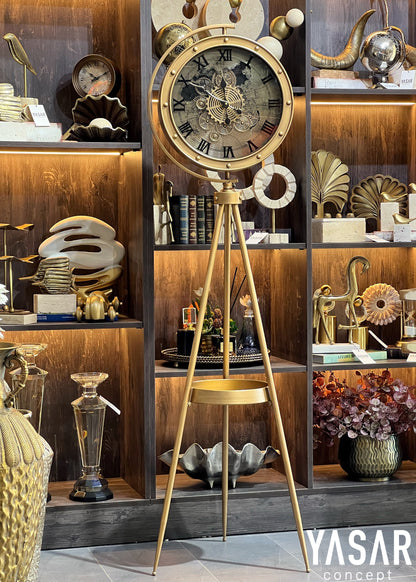 Mecrova Dünya Haritalı Metal Çarklı Tripod Ayaklı Saat