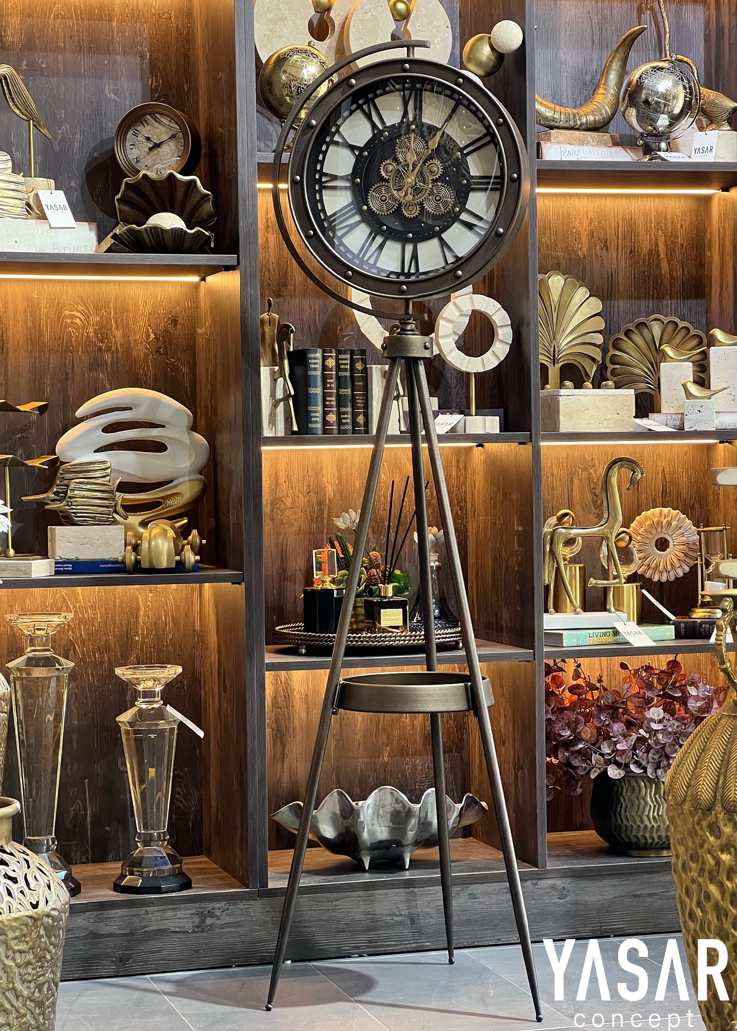 Retique Metal Çarklı Tripod Ayaklı Saat