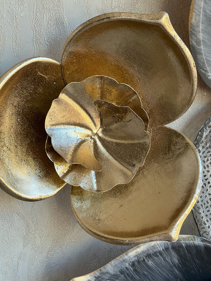 Rosetica Metal Duvar Panosu 68x135 Cm