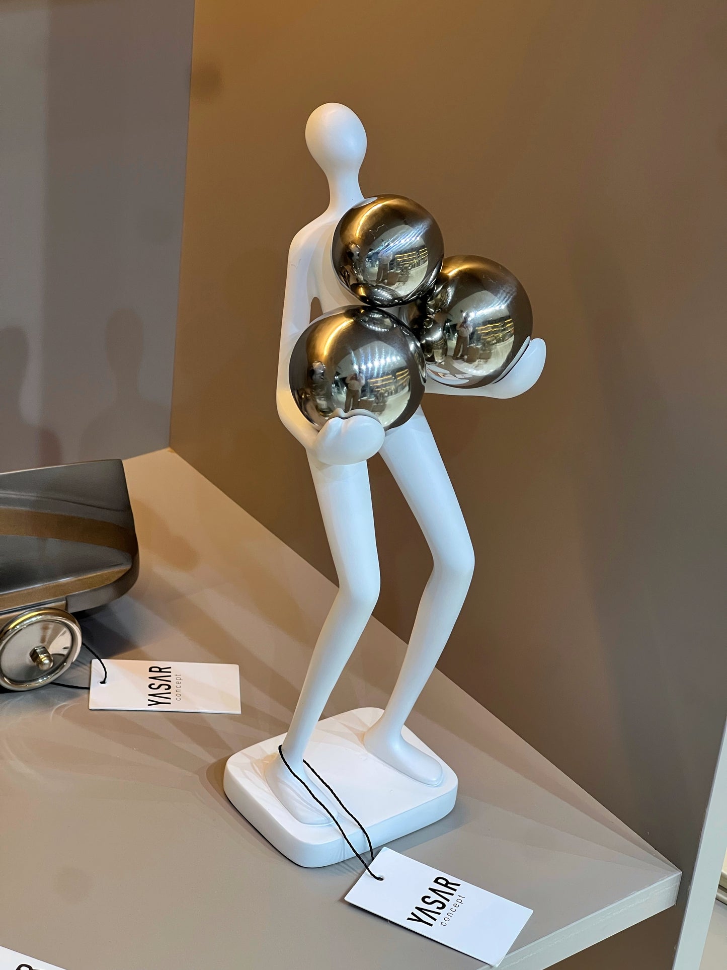 Jonglör Dekoratif Obje Beyaz 11x31 Cm