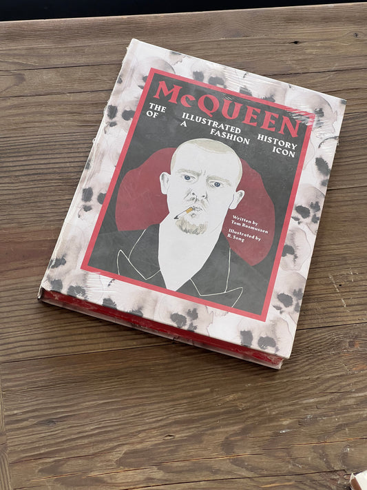 McQueen: Fashion Icon Book (Kitap)