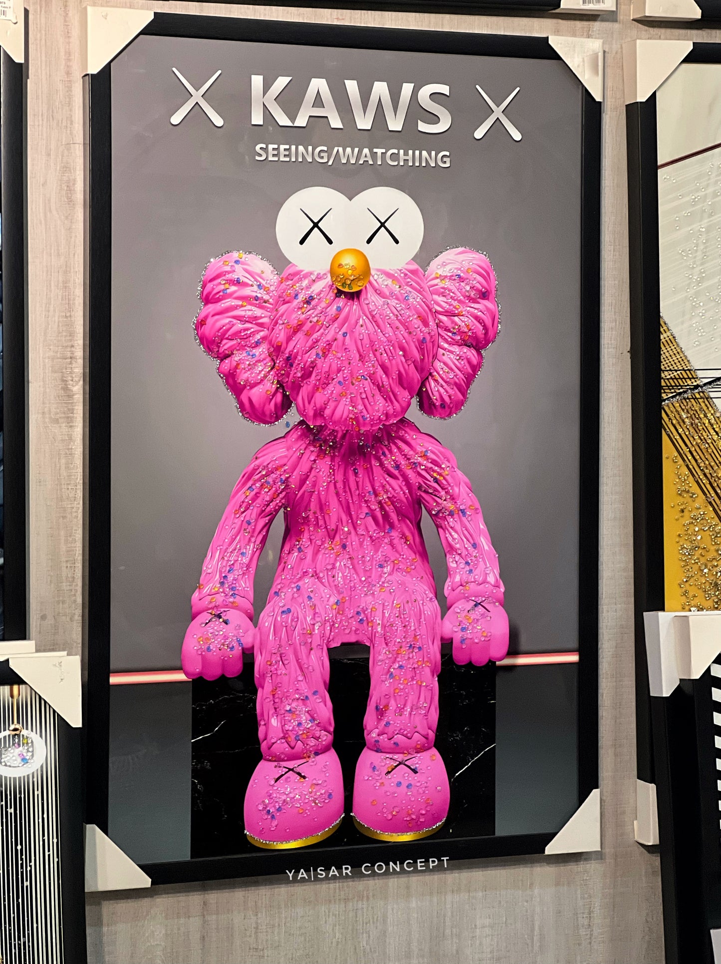 Kaws Bff Pink Reçine Tablo