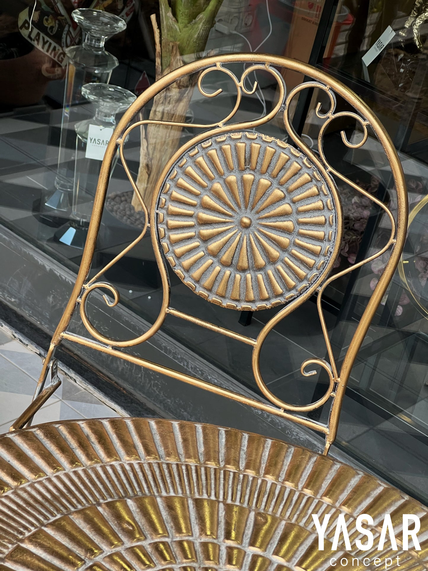 Ornamenta Ferforje Masa Sandalye Takımı Gold