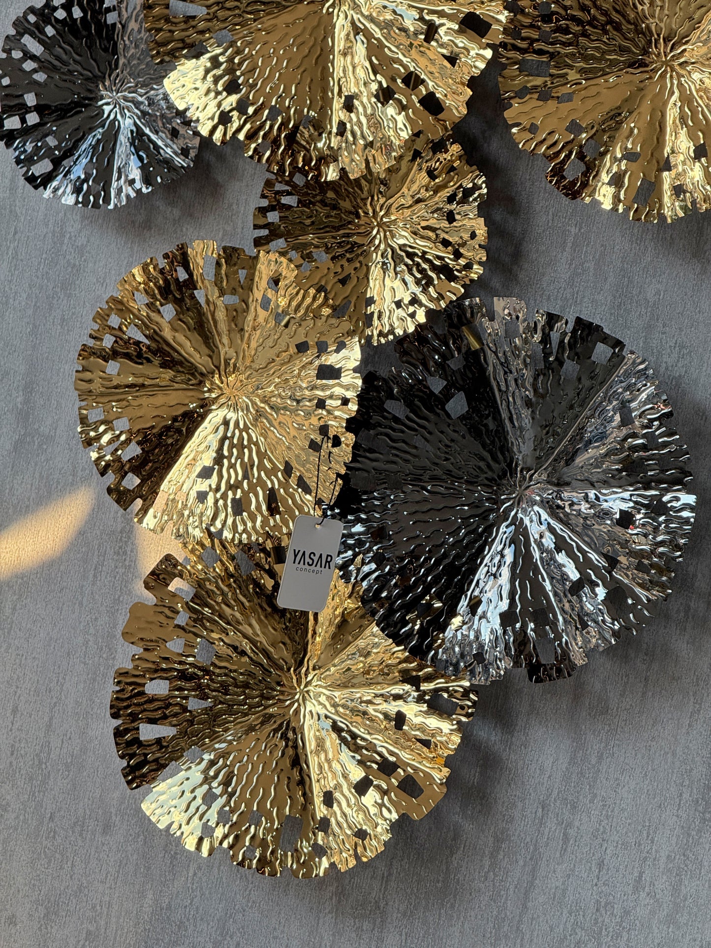 Solvenza Metal Duvar Panosu 68x133 Cm