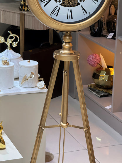 Monarque Metal Çarklı Tripod Ayaklı Saat