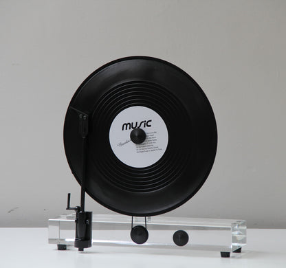 Meliora Kristal Cam Dekoratif Gramafon Obje 31x31 Cm