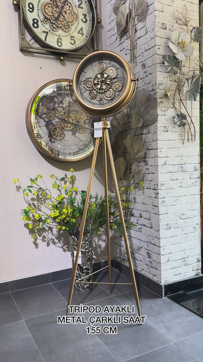 Retrovia Metal Çarklı Tripod Ayaklı Saat