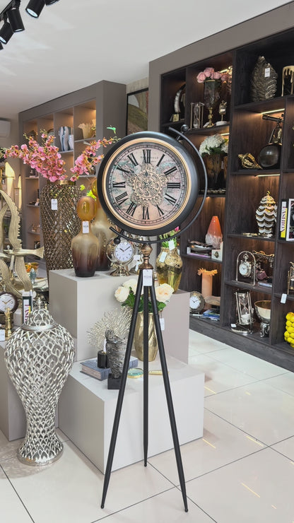 Montorbis Dünya Haritalı Metal Çarklı Tripod Ayaklı Saat