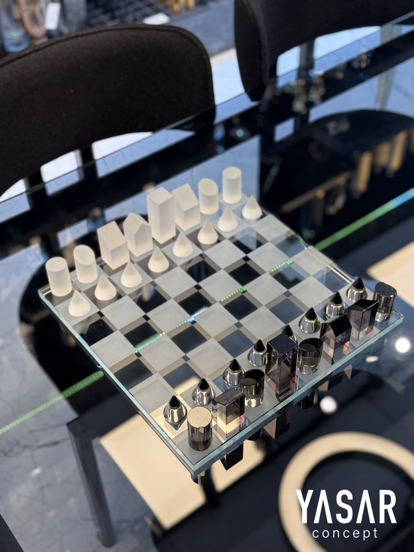 Vitreus Kristal Satranç Takımı Siyah Şeffaf